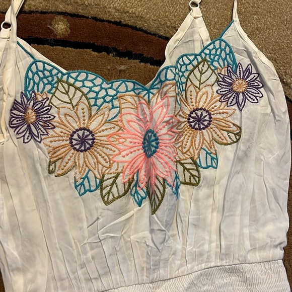 Summer dress - Picture 2 of 3